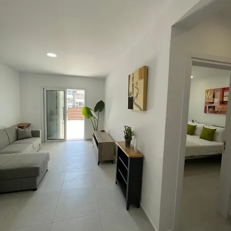 아파트 Lovely 2-bedroom Apartment, Newly Renovated
