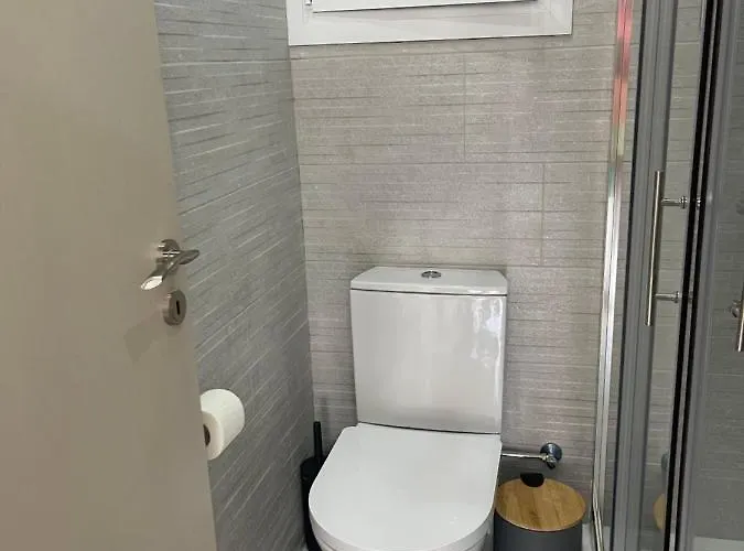 Lovely 2-bedroom Apartment, Newly Renovated 公寓 Paphos